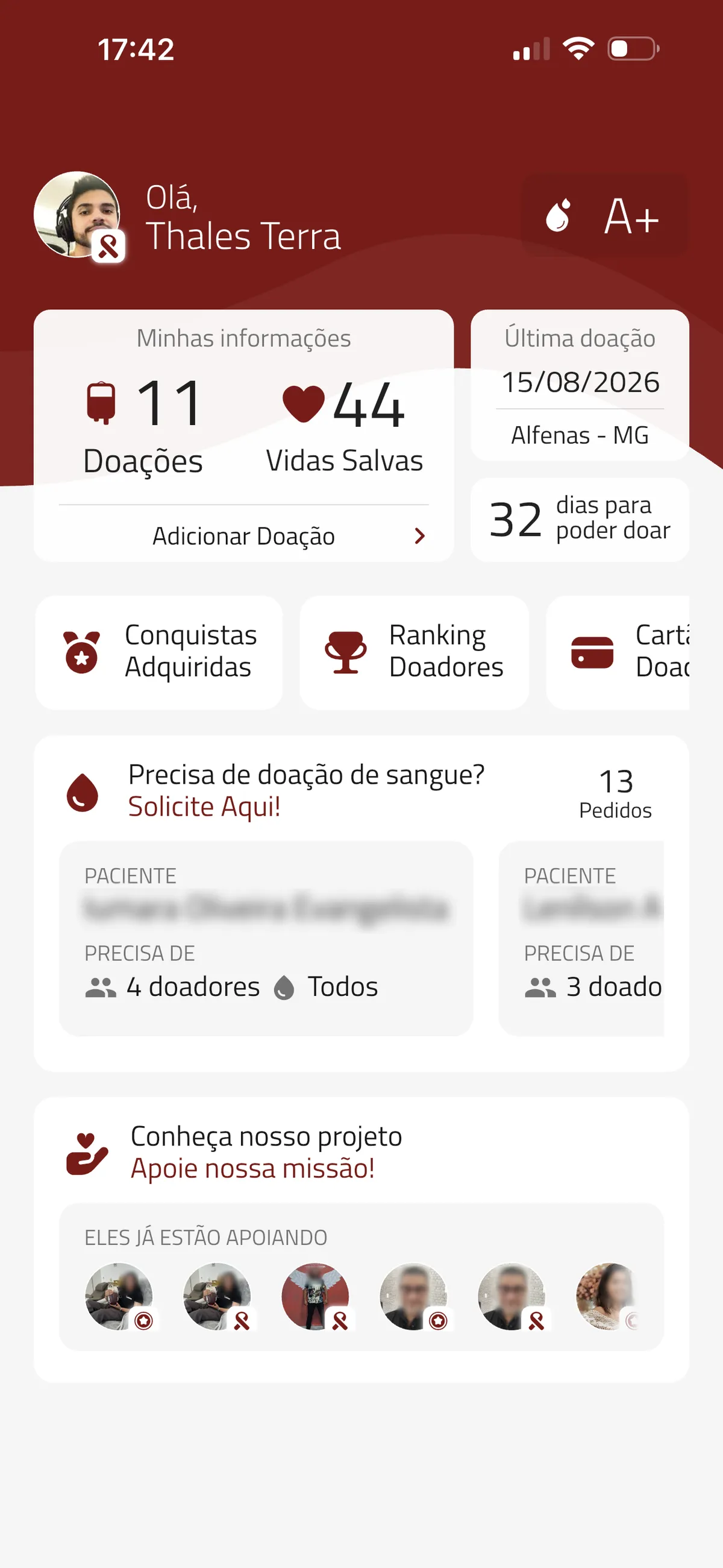 Tela inicial do SangueApp mostrando doações, vidas salvas e disponibilidade para doar